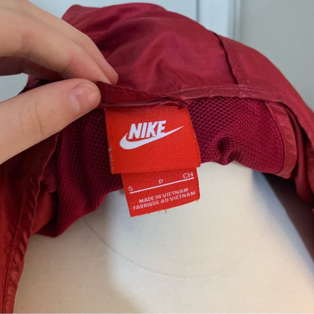 Nike Red and Burgundy Windbreaker Jacket - Picture 10 of 10